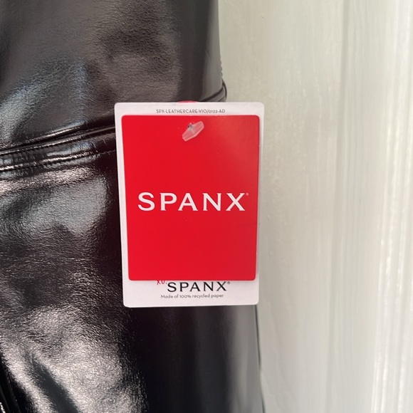 Spend Faux Patent Leather Leggings Large - Picture 2 of 5